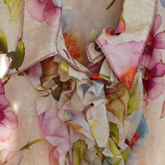 Lia Kes Floral Silk Ruffle Front Blouse Size 8 - Picture 4 of 10
